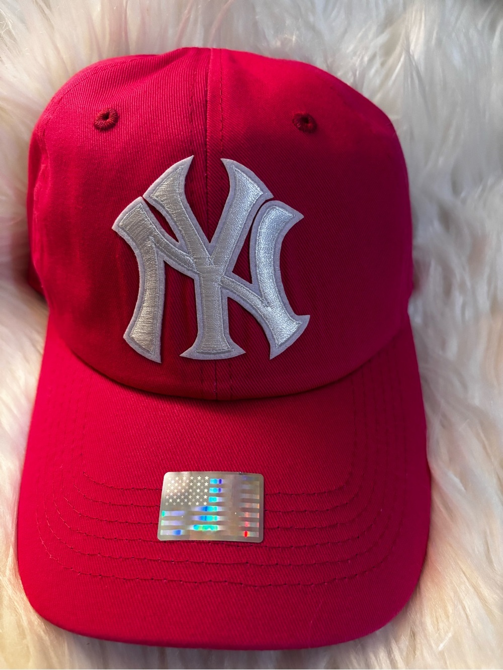 New York Yankees White Logo Baseball Cap - Hot Pink